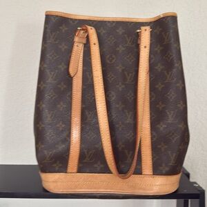 COPY - Louis Vuitton Tote large bucket Bag it was passed on  to me.